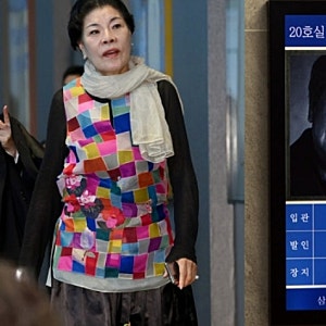 최불암 빈소 달려간 박술녀, 택시까지 타고 온 이유…1년 전부터 준비한 수의