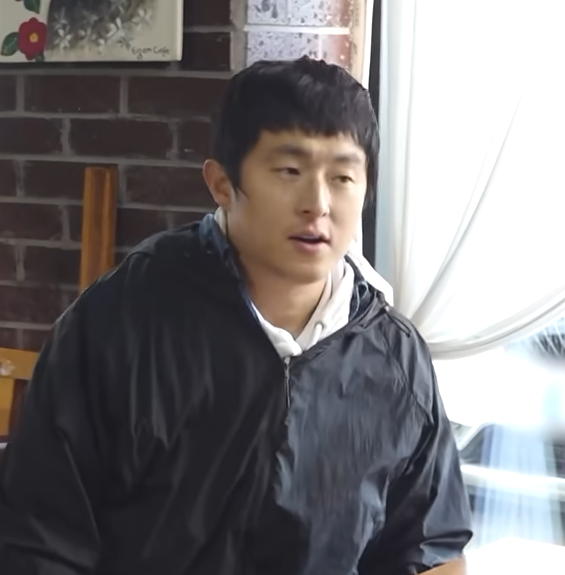 나혼산 <b>기안84</b>, <b>유리</b> 옷 못 입는다더니 제주도까지 찾아가 <b>선물</b>한 이....