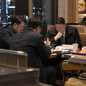 롯데리아 회동 군인 8명 전원 무죄, 특검은 징역 7년 구형했는데 재판부 판단은 왜 달랐나?
