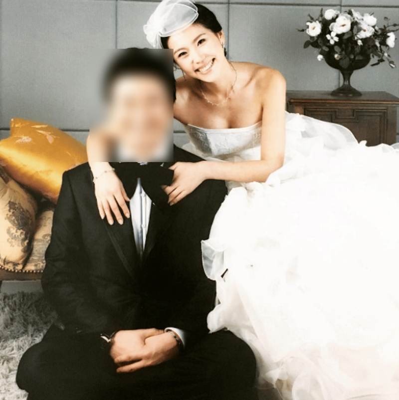 “둘에서 다섯으로” 주영훈♥이윤미, 세 딸과 다시 찍은 결혼 20주년 웨딩사진