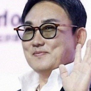 “벌써 할아버지 됐다고?” 이승철, 40일 된 손자 공개…188cm 사위 닮은 비주얼에 흐뭇