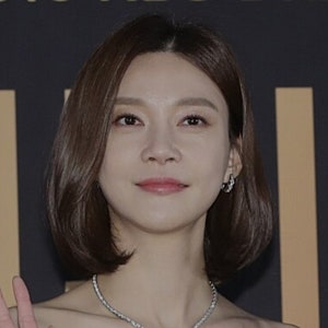 차예련 학폭 의혹, 소속사 공식 입장에도 SNS 해명 요구 이어져