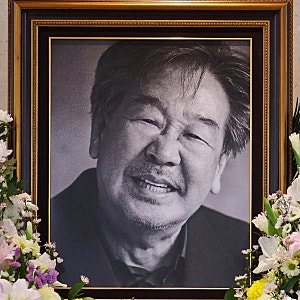 '전원일기' 식구부터 박찬호까지, 故 최불암 빈소 이틀째 이어진 추모 발길