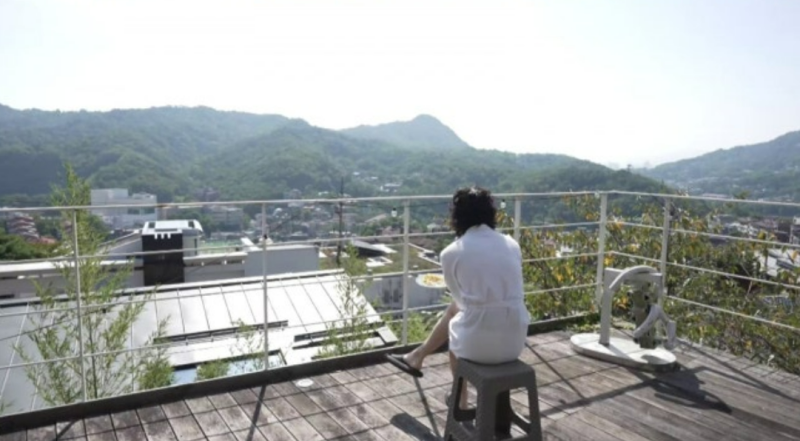 "악뮤 이찬혁 집 최초 공개" 북한산 뷰에 노래방, 2004년식 올드카까지