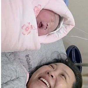 "임신중독증에 긴급 수술"… '헬스걸' 이희경, 결혼 10년 만에 전한 벅찬 득남 소식