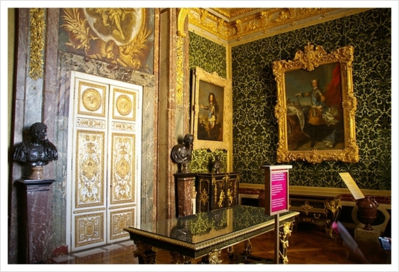 베르사이유 궁전의 왕의 응접실 - (4) Chateau De Versailles