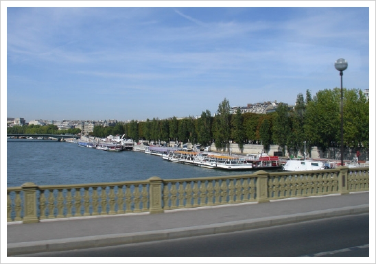 바토무슈를 타고 보는 세느강변 - Seine River Bateaux-Mouches Cruise