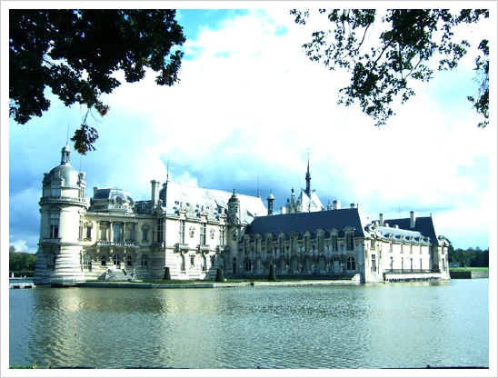 한 폭의 수채화, 샹띠이 성 - (1) Chateau de Chantilly