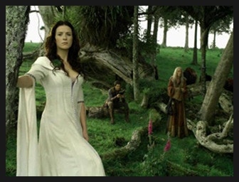 모르가나 멀린 그린 드레스